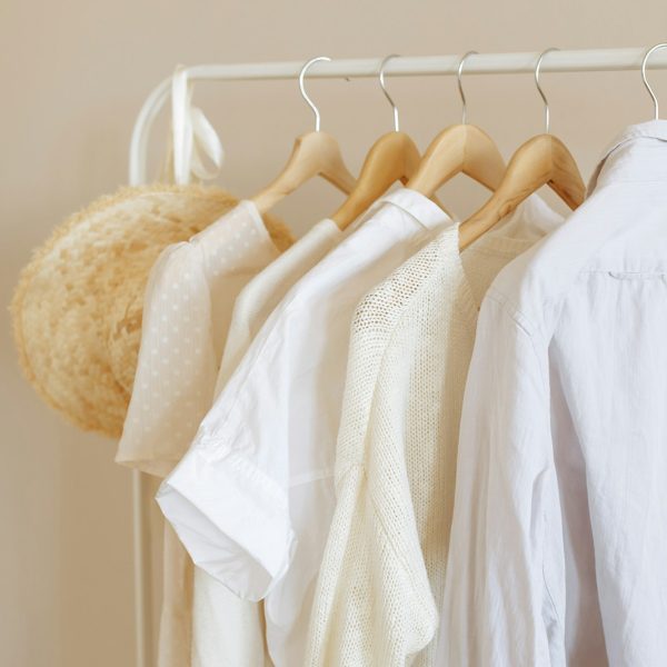 hanger with clothes